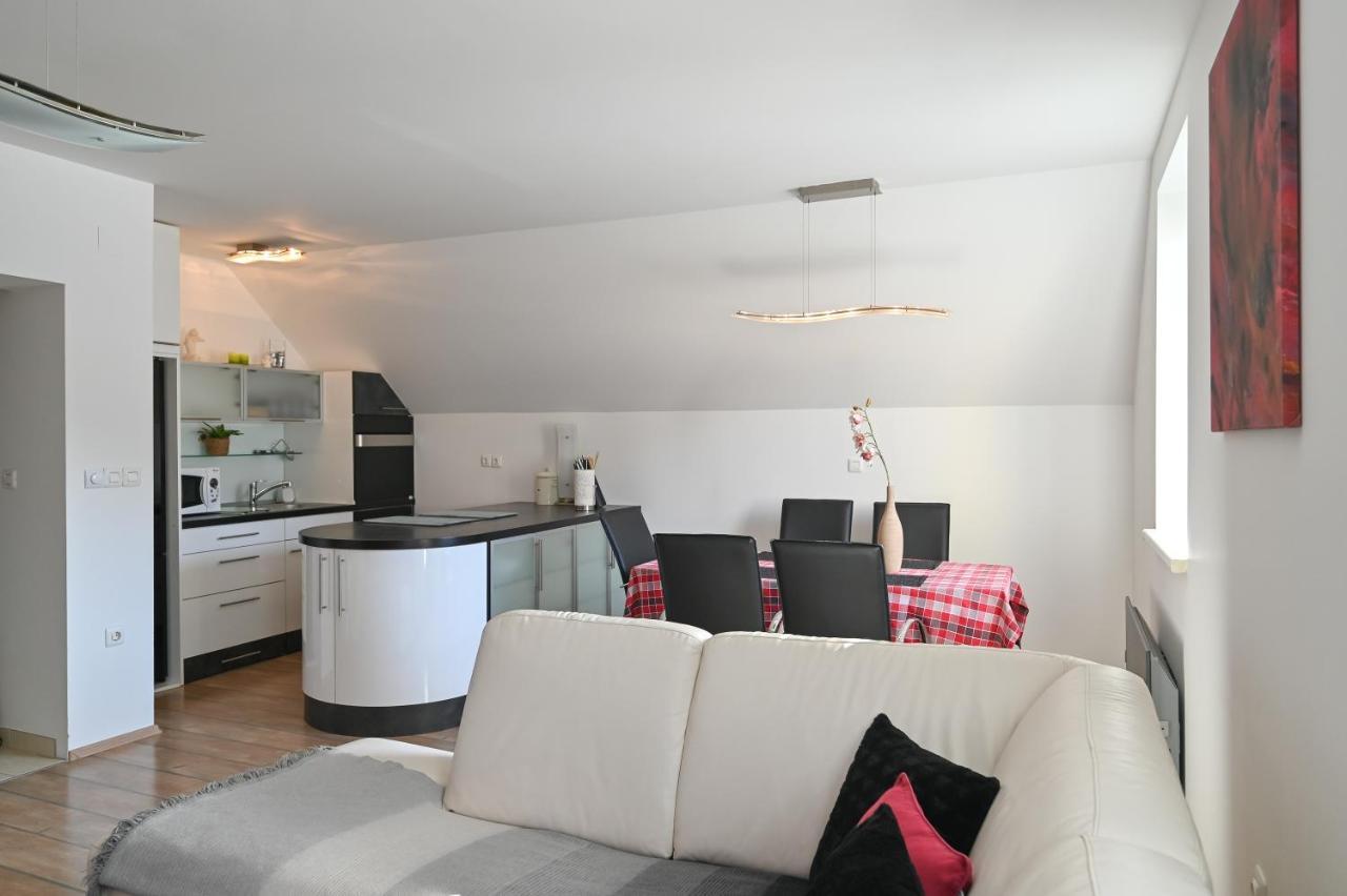 Apartment Stros With Private Sauna Kranjska Gora Εξωτερικό φωτογραφία